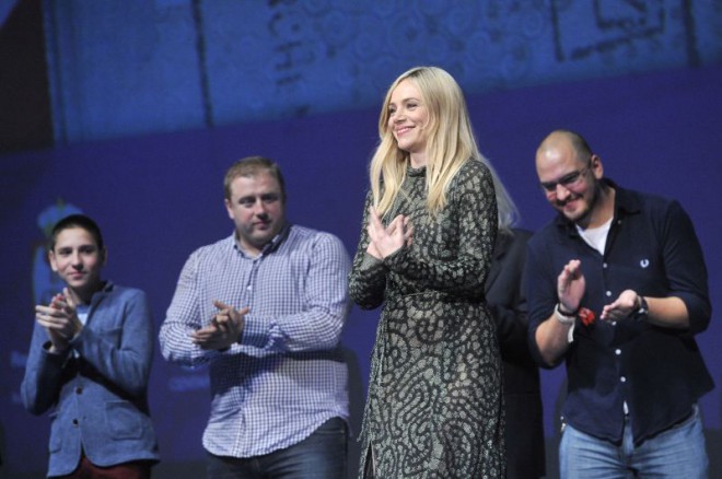 Katarina Čas na premieri v Beogradu.