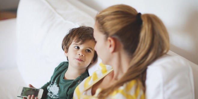 Je tudi tvoja mama najboljša prijateljica?