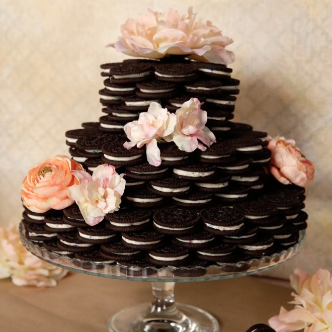 Preoblikovane poročne torte