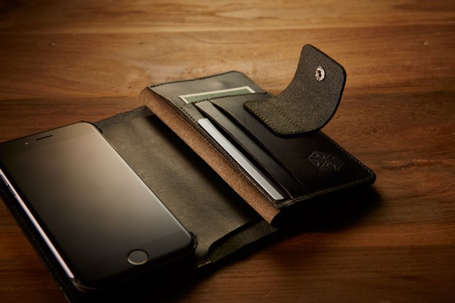 The Pufftec Fumo wallet is much more than a regular wallet.