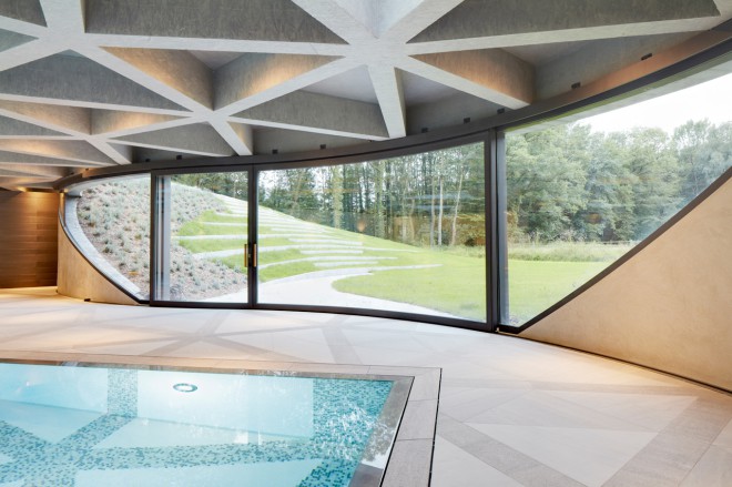 House with a pool near Moscow