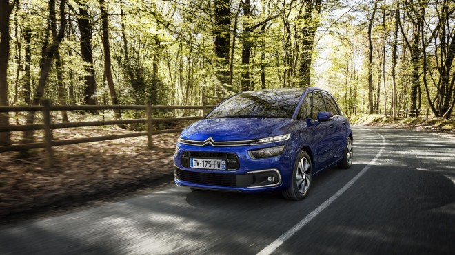 Prihajata osvežen Citroën C4 Picasso in C4 Grand Picasso.