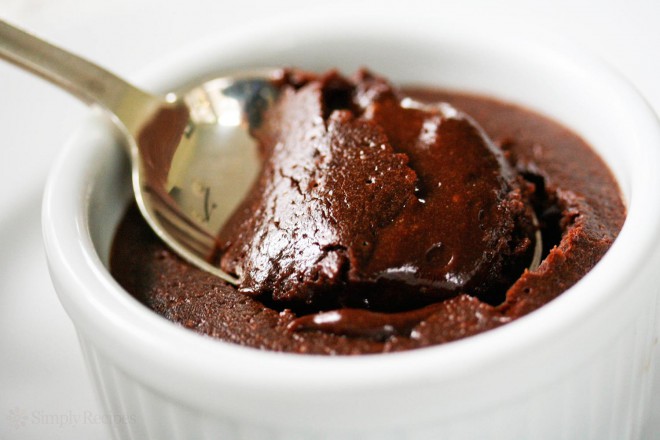 Slasten veganski čokoladni puding morate poskusiti še danes!