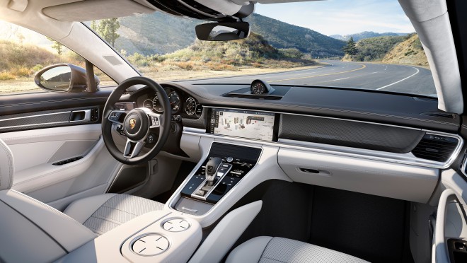The new Porsche Panamera - interior 