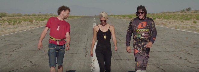 "Trio Goodbye"(왼쪽에서 오른쪽으로): Andy Lewis, Melissa Andrzejewski 및 Jimmy Fitzpatrick.