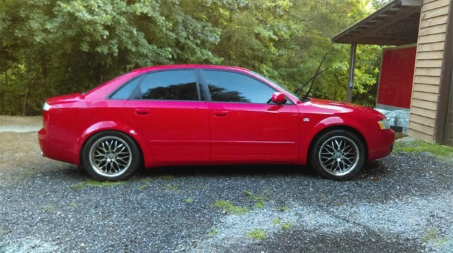 Audi A4 innan en arg pappa tog ut det på honom.