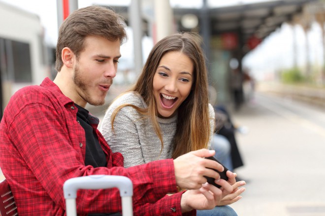 Tinder bevæger sig væk fra dating-appen med Tinder Stacks-afstemningsappen. Nu kan du stemme på hvad som helst.