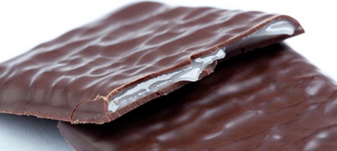 Mit selbstgemachten After Eight-Schokoladen gibt es nicht viel zu tun.