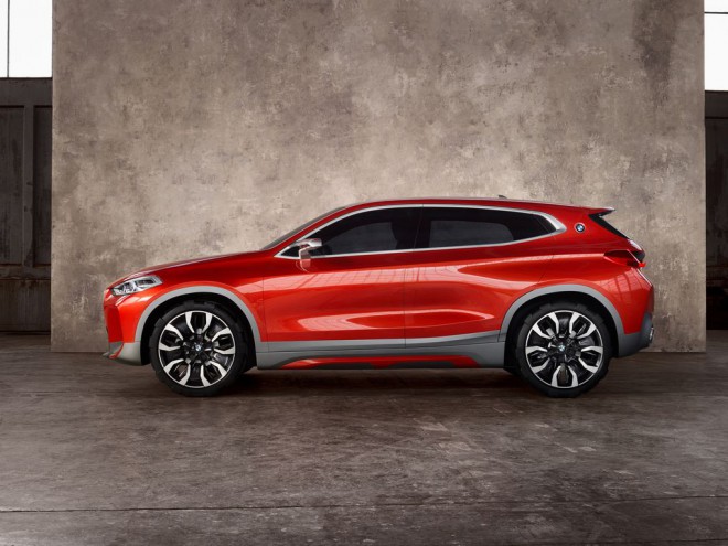 BMW X2 se bo iz koncepta v serijski model prelevil do avtosalona v Ženevi.