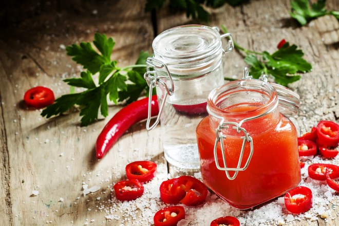 Machen Sie hausgemachten Tabasco.