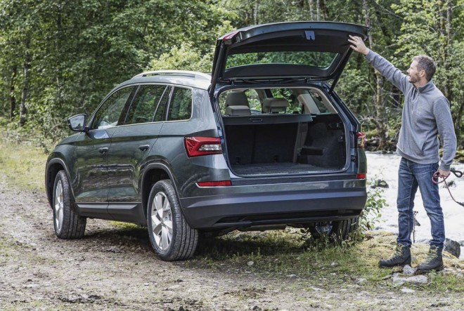 تتمتع سيارة Škoda Kodiaq بمساحة كبيرة.