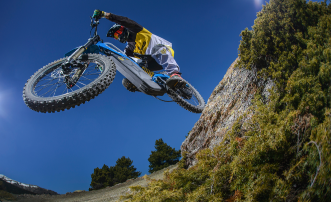 Moto da cross o mountain bike, questo è il problema.