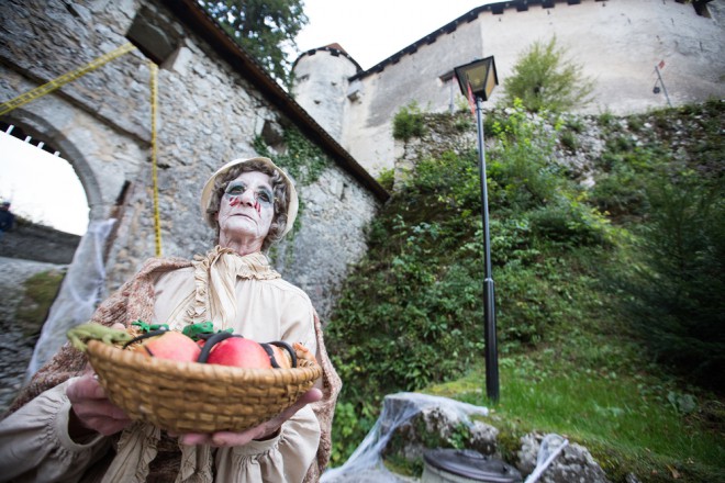 A fantastic scenery awaits you at Blej Castle on Halloween.