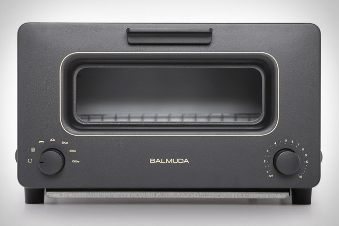 Balmuda toaster navduši tudi s svojim videzom