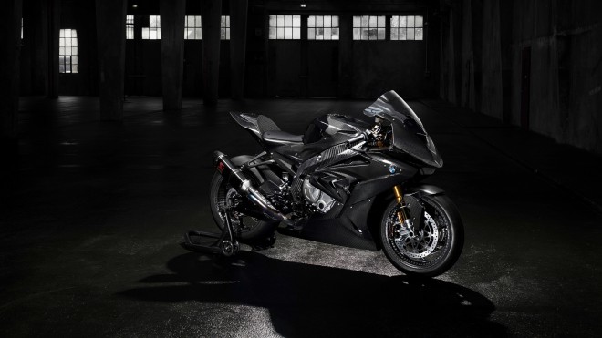 BMW HP4 Race는 가장 독점적인 BMW 모터사이클입니다.