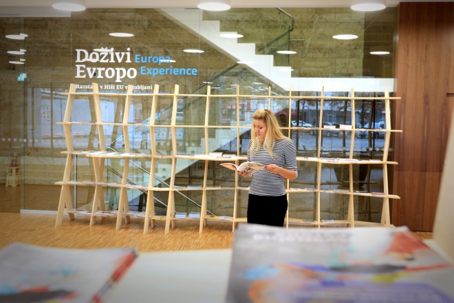 Důležité informace o Evropské unii na vás čekají na infopointu (Foto: Boštjan Tacol) 