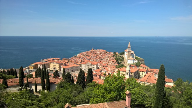 Se i paesi fossero davvero mescolati tra loro in base al numero di abitanti, la Slovenia avrebbe libero accesso al mare aperto. Altrimenti sarebbe meglio o peggio?