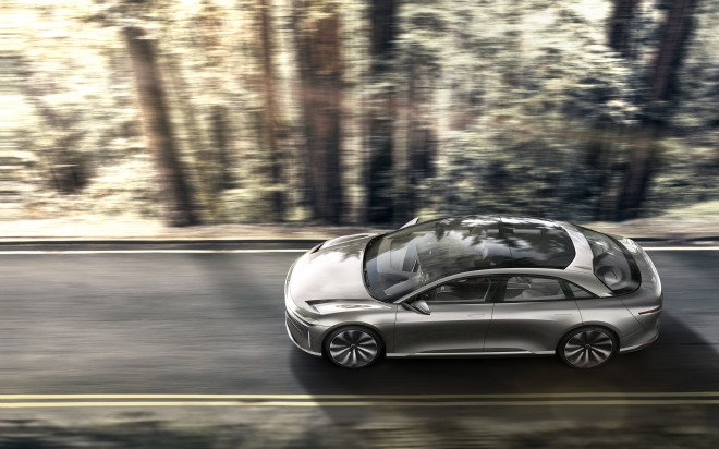 Bollen ligger nu hos Tesla.