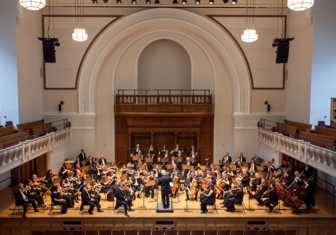 The Royal Philharmonic Orchestra will host in the Union Hall in Ljubljana.