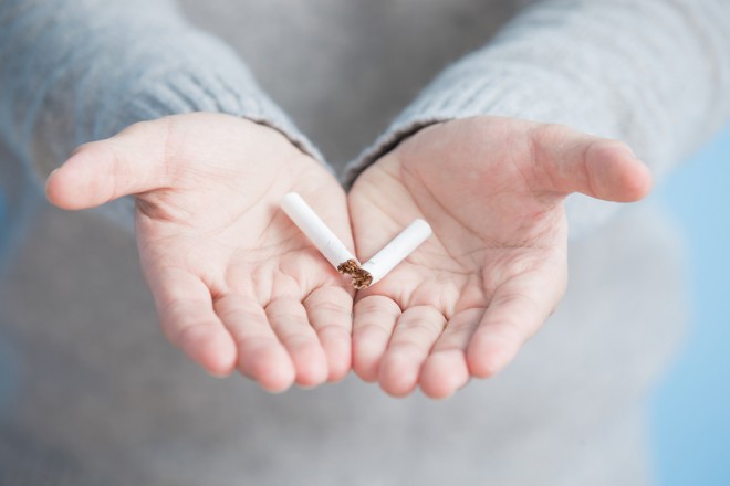 Two hours after quitting smoking, nicotine begins to be excreted from the body. Photo: Shutterstock