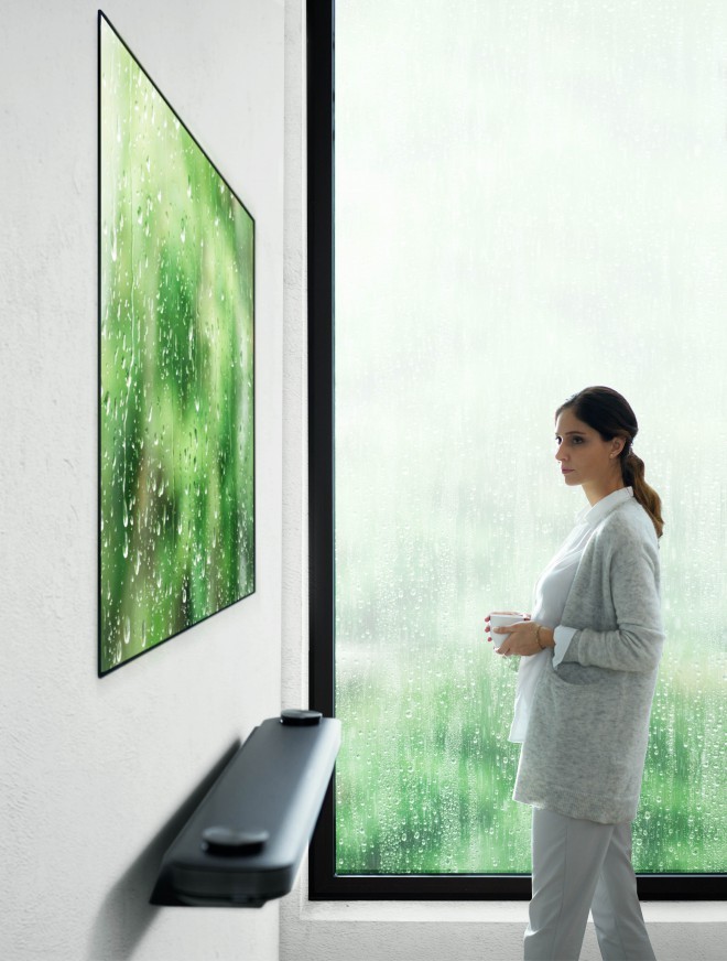 LG  Signature W7