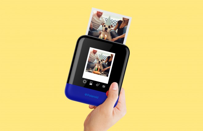 Pop kamera Polaroid vytiskne obrázek během minuty
