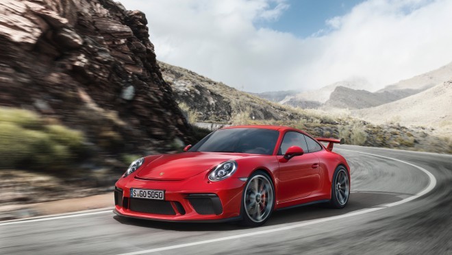La nuova Porsche 911 GT3 ama la strada tanto quanto la pista.