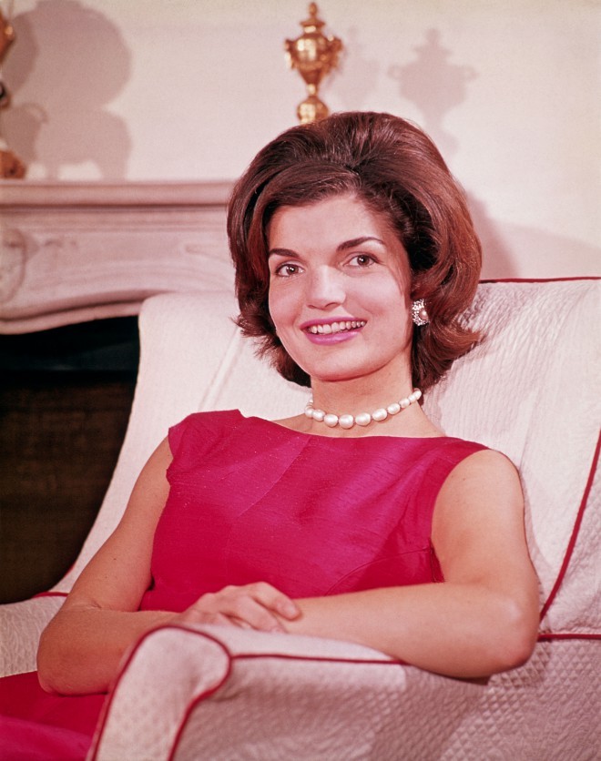 Jackie Kennedy war nicht nur die First Lady der Vereinigten Staaten, sondern auch eine Modeikone. 