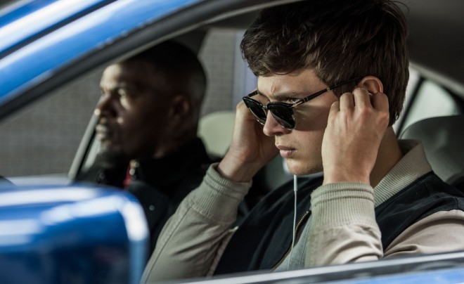 Ansel Elgor in Jamie Foxx v filmu Voznik.