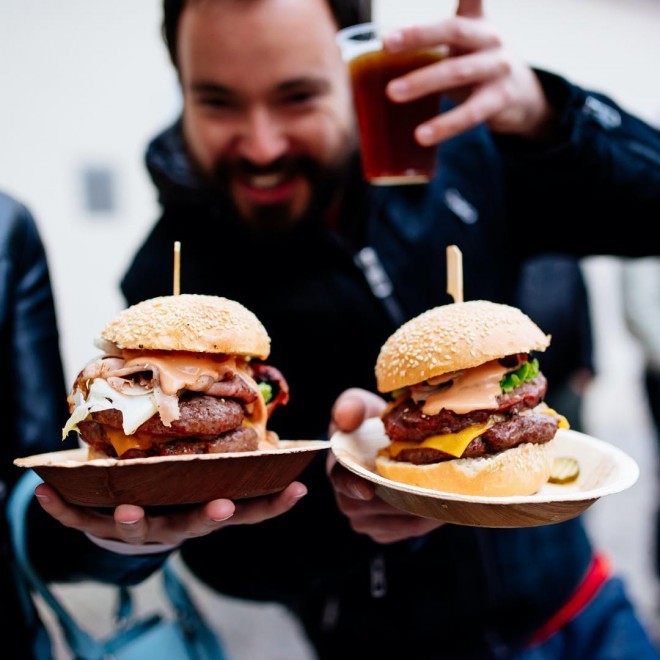 V prestolnico se vrača Pivo & Burger Fest.