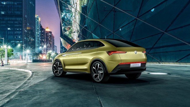 Čehi so Škodo Vision E Coupe Crossover Concept pripeljali v Šanghaj.