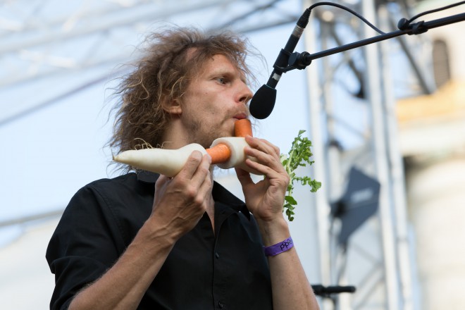 Vienna Vegetable Orchestra pravidelne koncertuje. Išli by ste si ich vypočuť naživo?