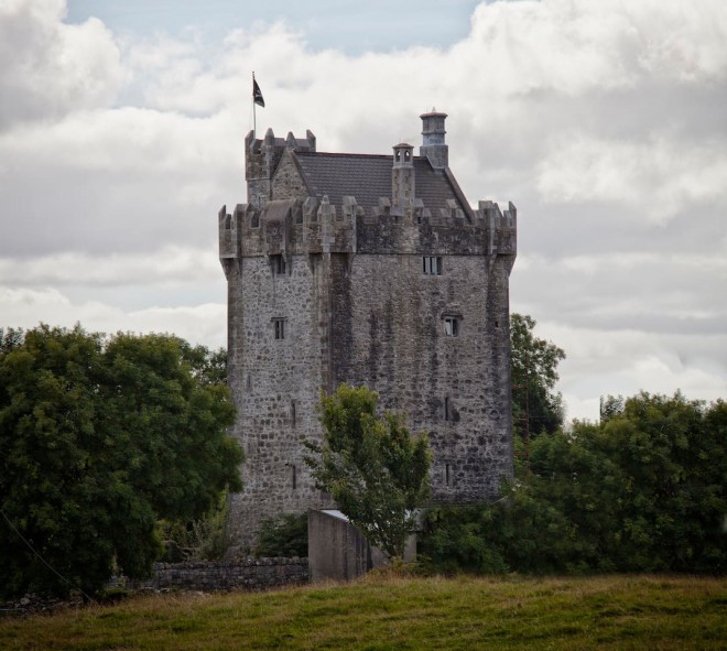 CHÂTEAU DU XVE SIÈCLE, GALWAY (Irlande)
