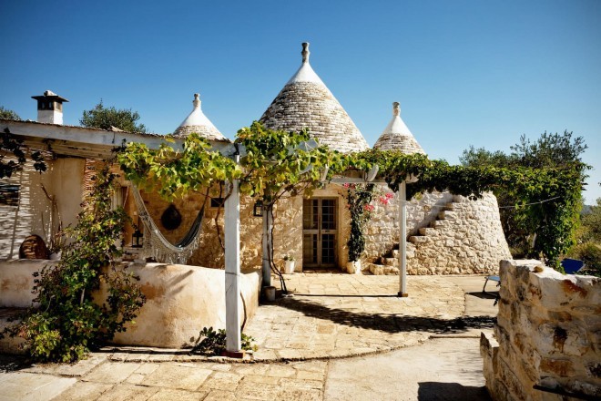 TRULLO AROMATIQUE VERT, OSTUNI (Italie)