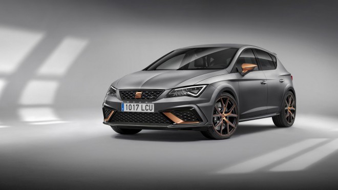 SEAT Leon Cupra R