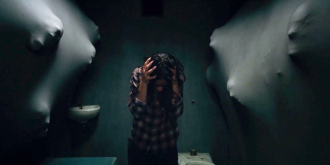 Mladí mutanti v The New Mutants (2018) jsou mučeni neznámými silami.