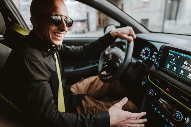 HYUNDAI KONA & FILIP KRŽIŠNIK / Foto: Tomaž Kos