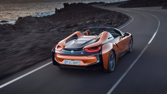 سيارة BMW i8 ROADSTER