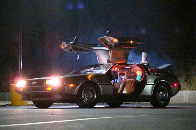 DeLorean DMC-12