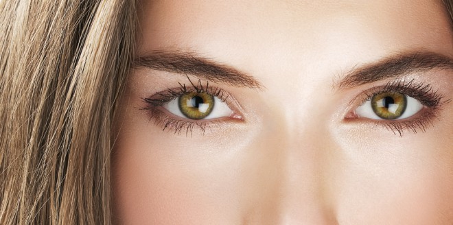 color de ojos avellana