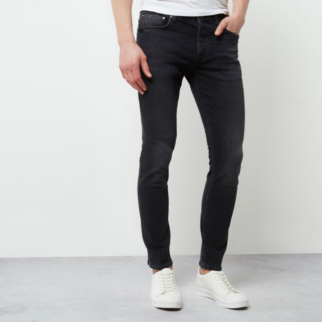 River Island