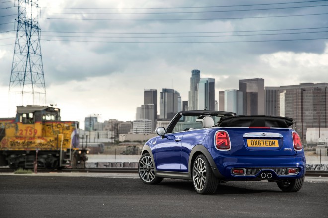 MINI Cabrio
