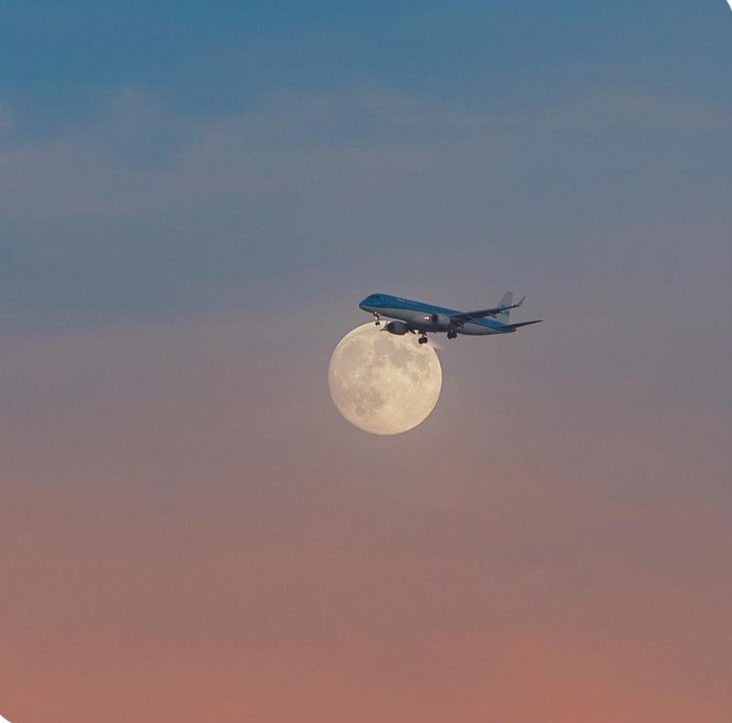KLM.