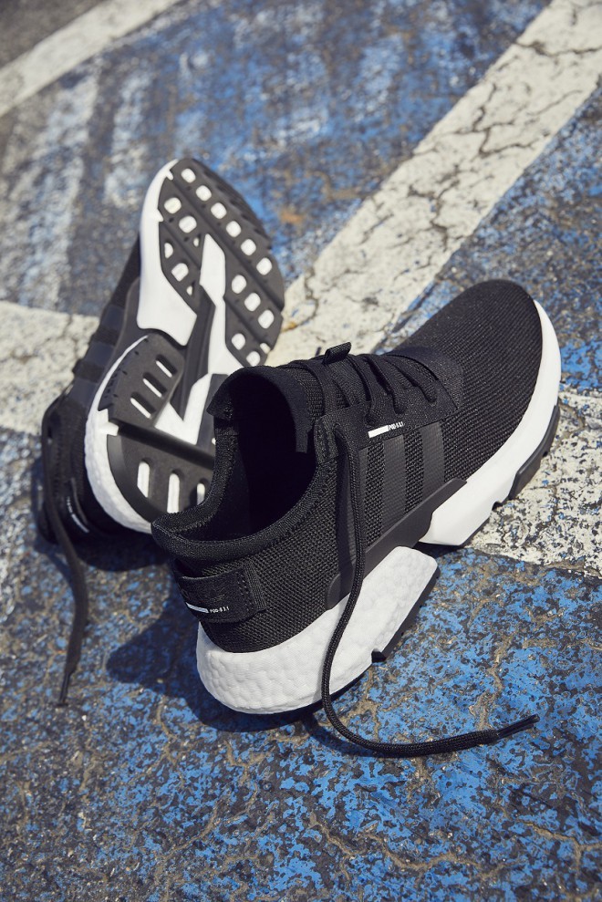 Futuristični model copat adidas P.O.D. System