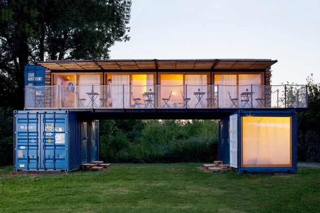 ContainHotel, Češka