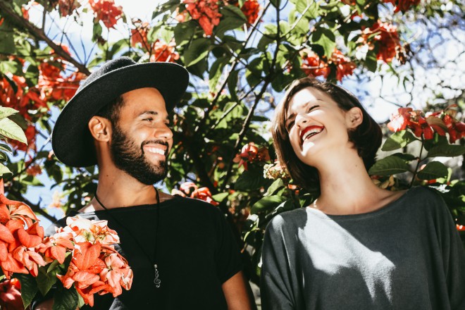 Vous pouvez trouver des partenaires pour vous amuser sur OkCupid.
