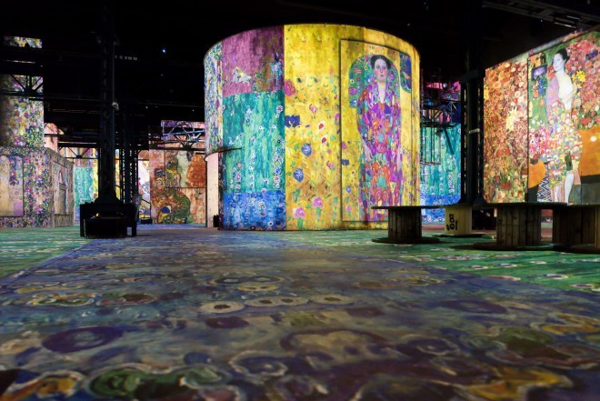 Il s'agit de soutenir l'art avec la technologie.