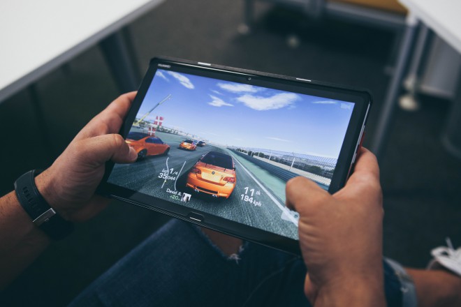 Igranje iger je na tablici enostavno boljše doživetje! - Huawei Mediapad M5 Lite 