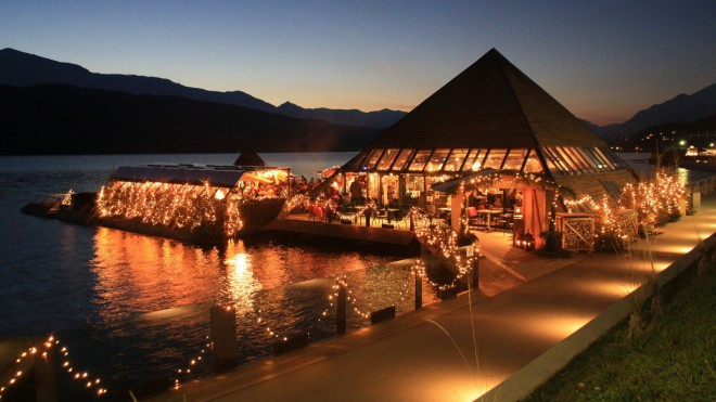 Christbaumwald im See, 밀스타트 호수, 오스트리아