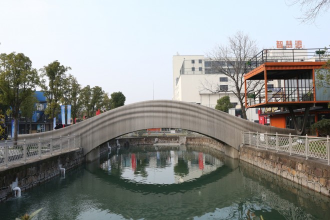 Il ponte stampato in 3D misura 26,3 metri di lunghezza e 3,6 metri di larghezza.